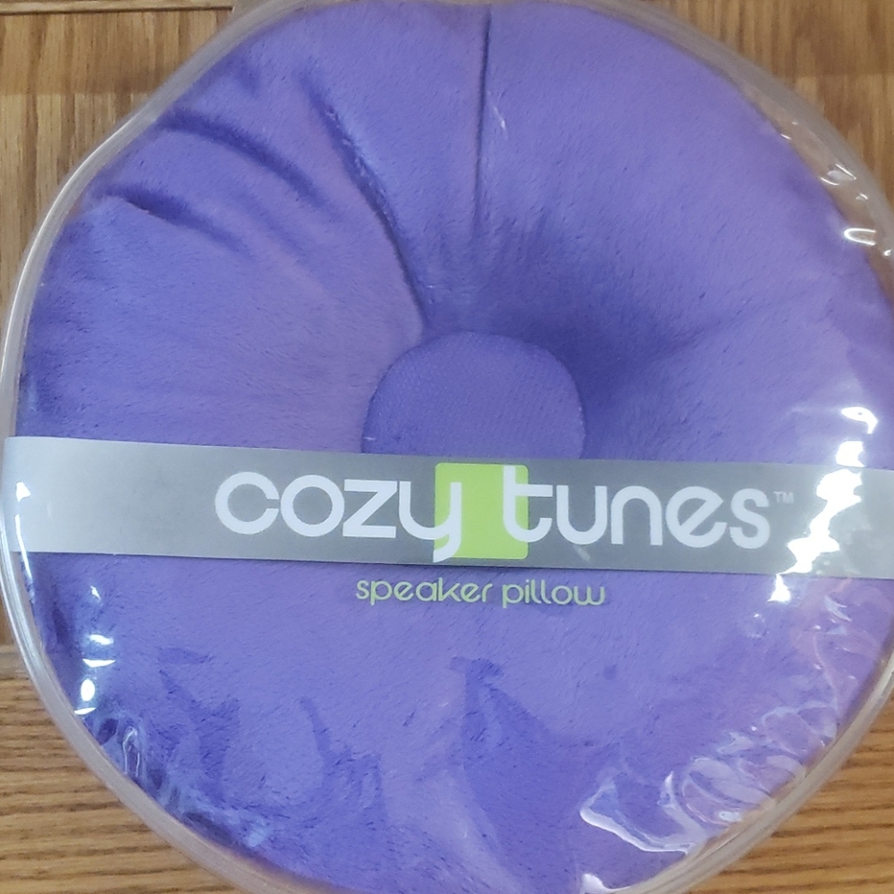 Cozy tunes pillow
